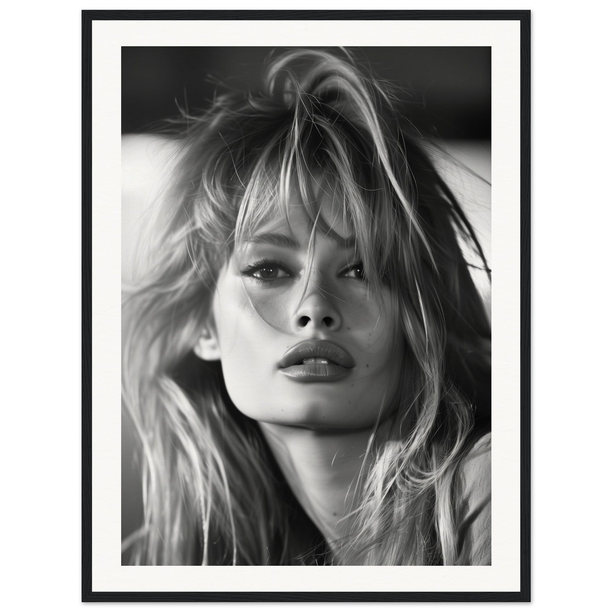 Affiche Brigitte Bardot Noir et Blanc ( 60x80-cm-Bois-noir)