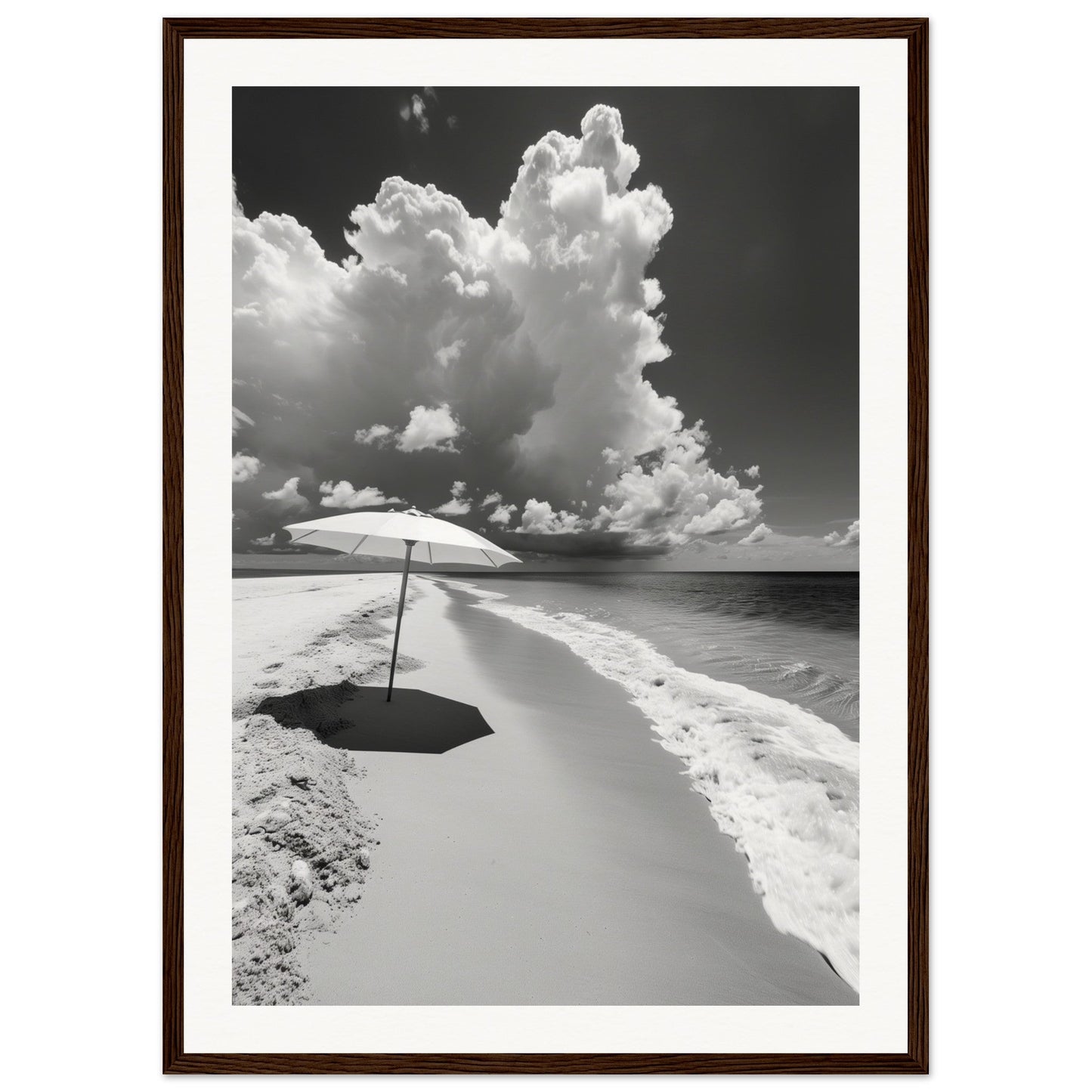 Poster Plage Noir et Blanc ( 50x70-cm-Bois-foncé)